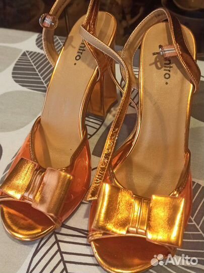 Туфли женские 37 размер новые