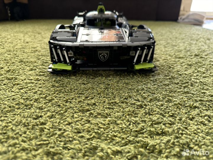 Суперкар Пежо Гибридный