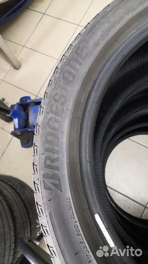 Bridgestone Turanza T005A 235/45 R18 94W