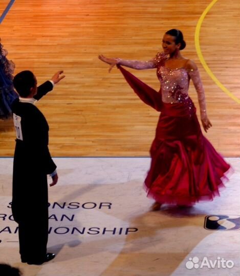 Бальные платья