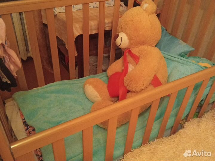 Так же кроватка б/у