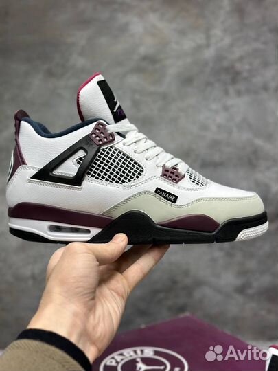 Nike Air Jordan 4 Retro 