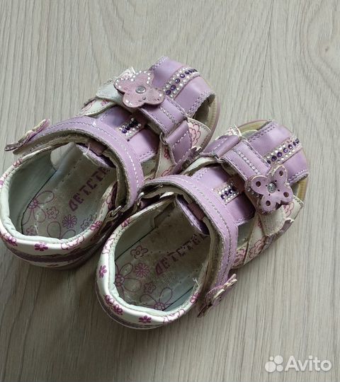 Сандалии для девочки