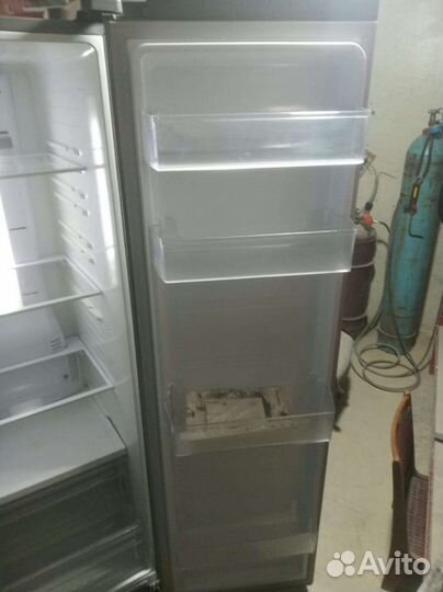 Холодильник Samsung. Гарантия. Доставка