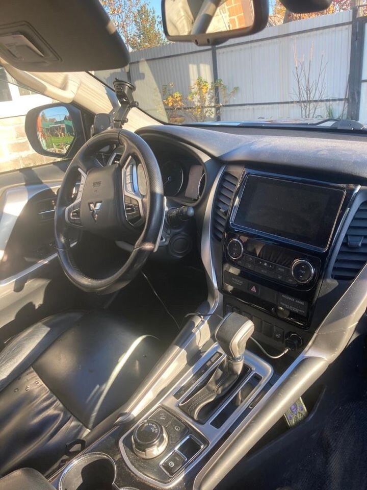Mitsubishi Pajero Sport: фото владельца