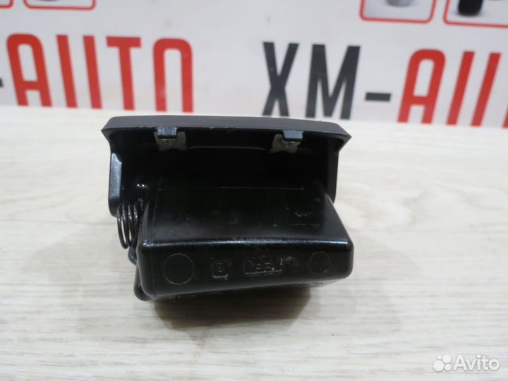 Пепельница Mitsubishi Lancer 10