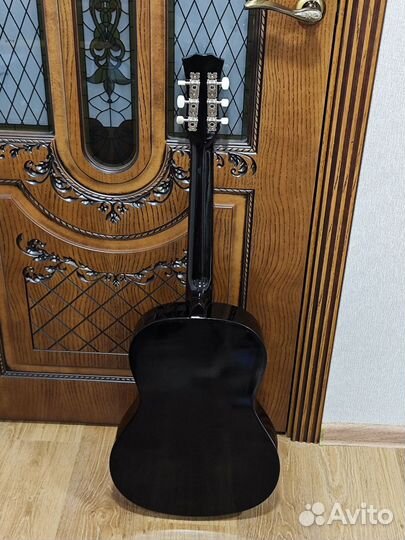 Гитара для левши