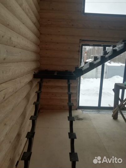 Лестница металлическая