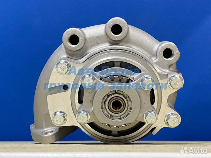 Помпа Isuzu Giga 1994-2015 г.в. 6WF1 6WG1
