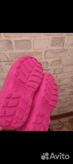 Сапожки для девочки Crocs