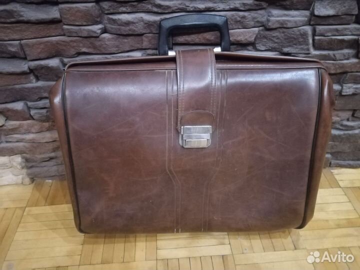Портфель большой советский