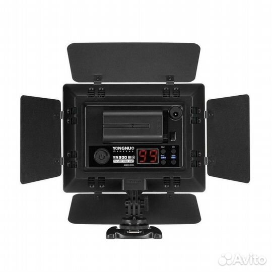 Накамерный свет светодиодный Yongnuo YN-300 III LE