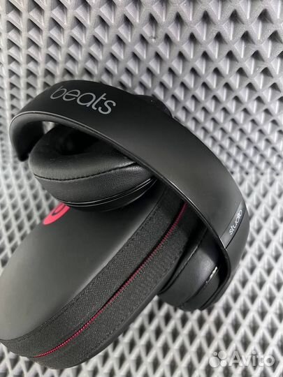 Беспроводные наушники Beats Studio Wireless (12)