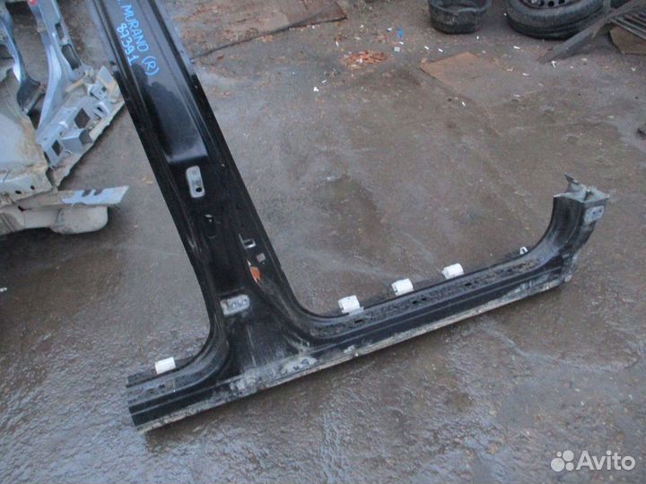 Порог со стойкой правый Nissan Murano 2 (Z51)