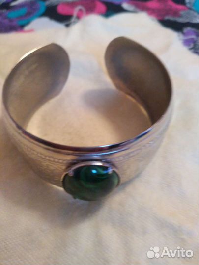 Браслет металлический серебристого цвета