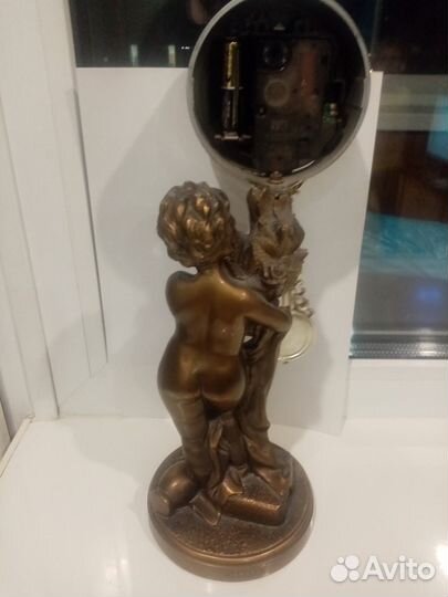 Часы настольные Rhythm