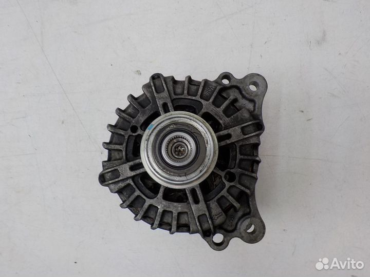 Генератор Volkswagen Touareg 2018