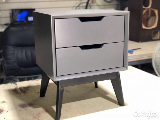 Тумба прикроватная