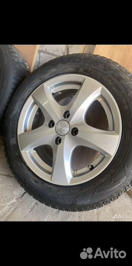 Зимние шины б/у