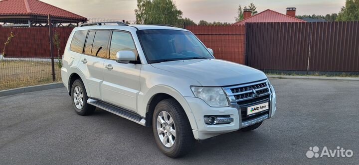 Mitsubishi Pajero 3.2 AT, 2014, 260 000 км