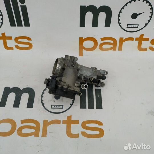 Дросельная заслонка Volkswagen Tiguan 2 2017