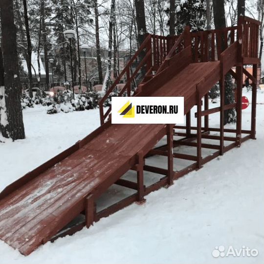 Зимняя горка, деревянная горка