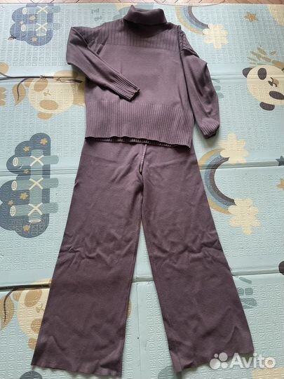 Трикотажный костюм женский 40 46