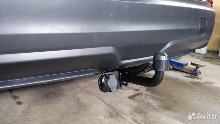 Фаркоп на Nissan Qashqai I, II