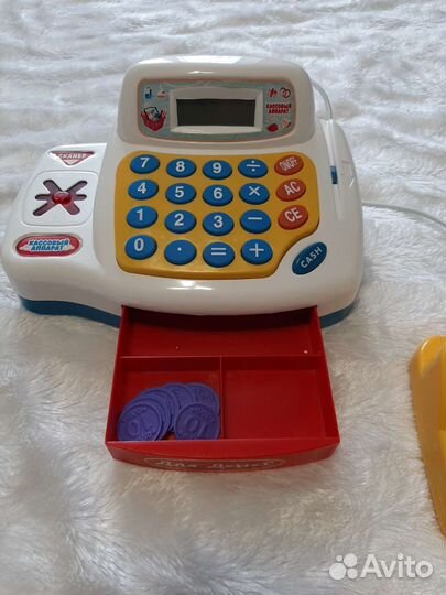 Игрушечная касса