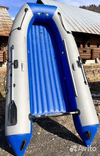 Продаю надувную лодку