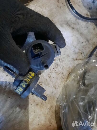 Клапан абсорбера Renault logan 2 fluence megane 3