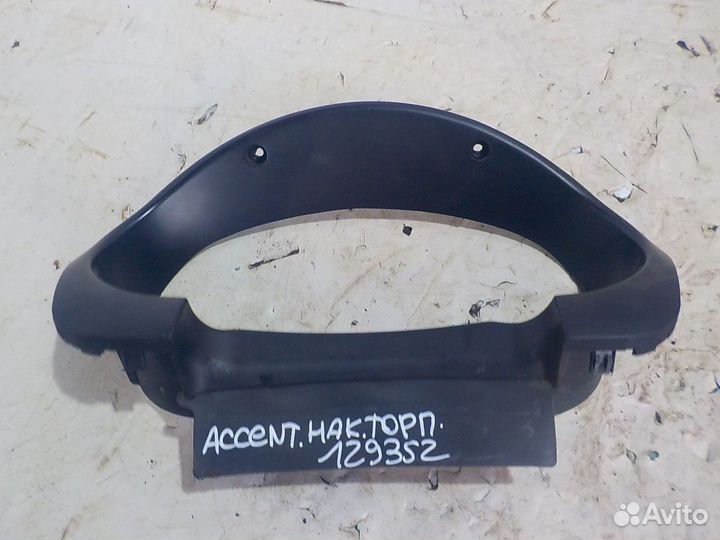 Накладка на торпеду hyundai accent