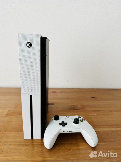 Xbox One S