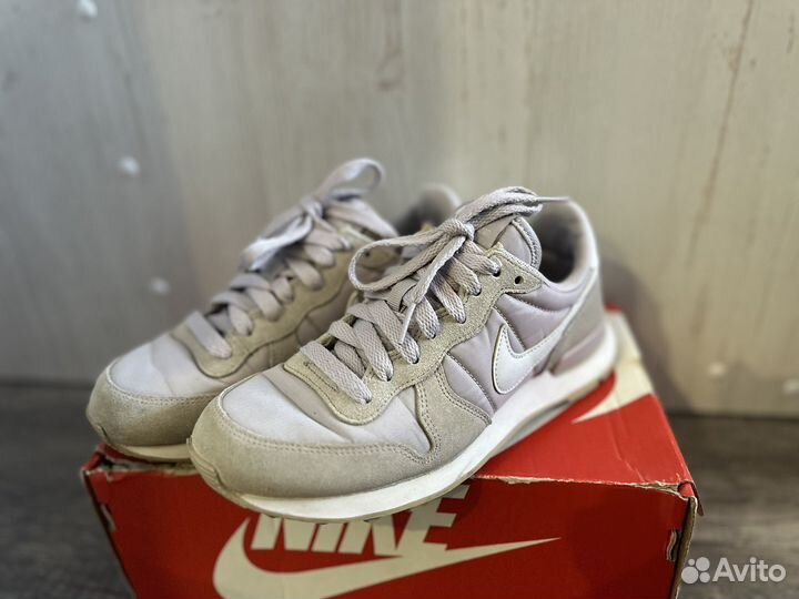 Кроссовки nike Internationalist женские