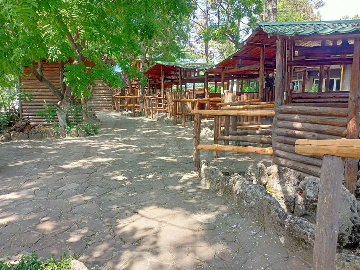 Бар/Ресторан в Шикарном Месте с Оборудованием