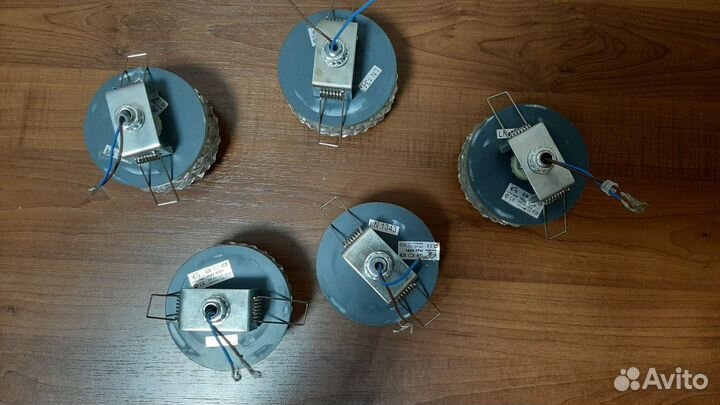 Светильник потолочный