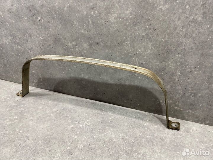 Крепление бака топливного Skoda Octavia 2 (A5) 1Z3