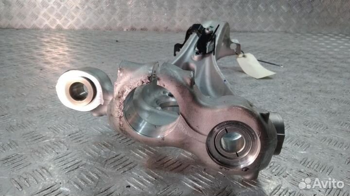 Кулак поворотный передний правый Audi RS Q8 I (201