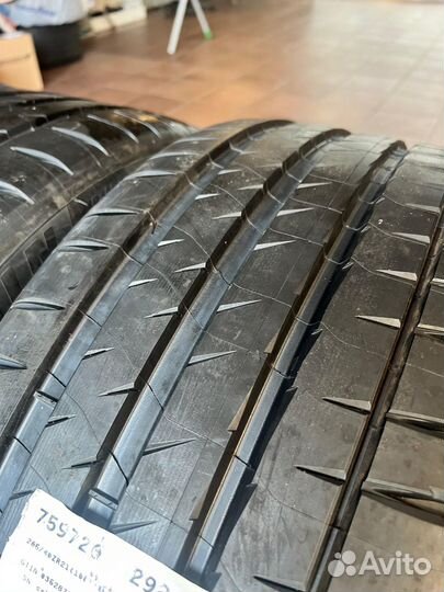 Michelin Pilot Sport 4 S 265/40 R21 105Y