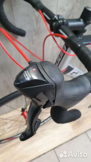 Шоссейный велосипед Giant