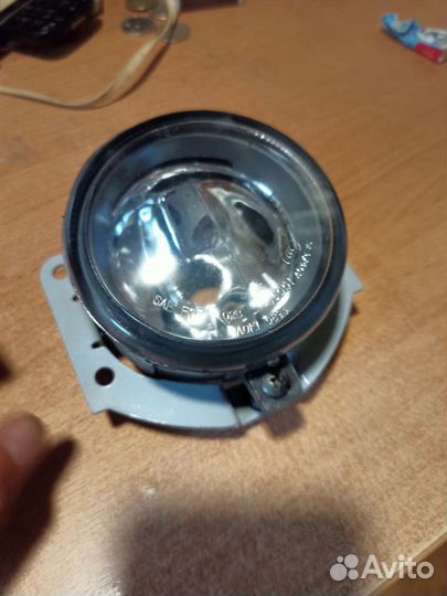 Фара противотуманная мицубиси