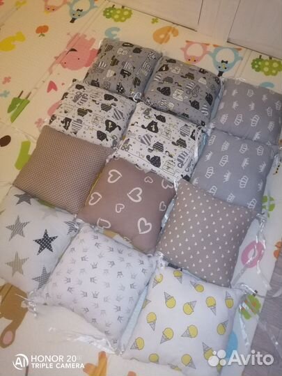 Бортики для детской кроватки