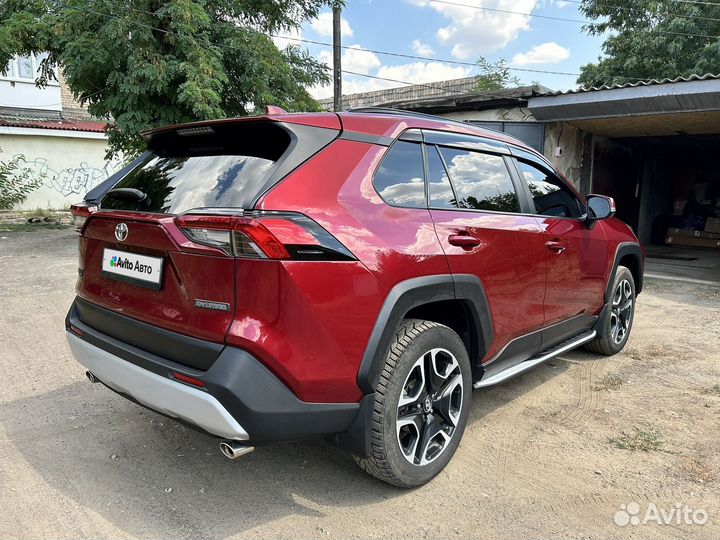 Toyota RAV4 2.5 AT, 2019, 65 000 км