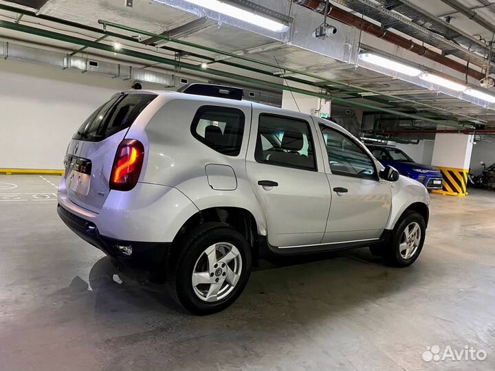 Renault Duster 2.0 МТ, 2018, битый, 62 758 км