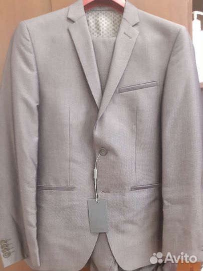 Костюмы мужские Новые