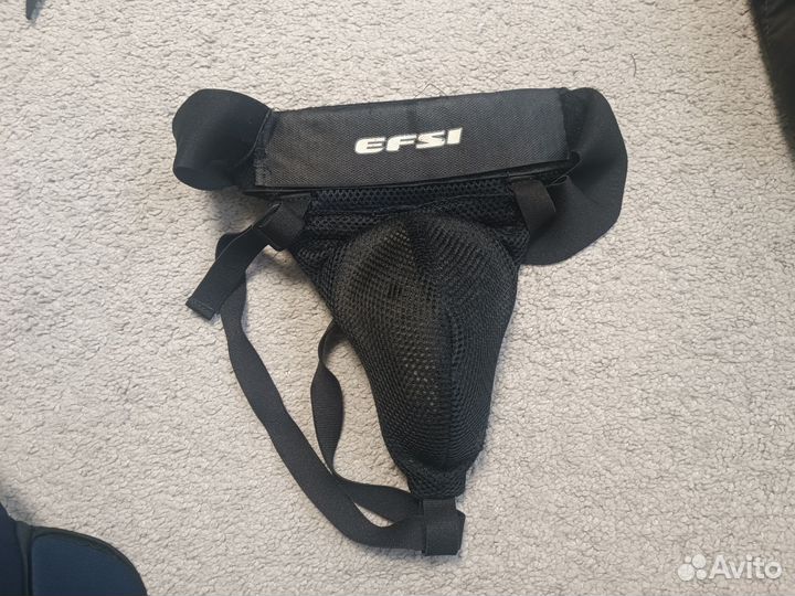 Хоккейная защита паха взрослая