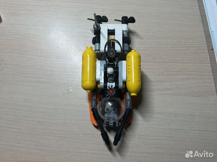 Lego Technic батискаф (Исследователь океана)