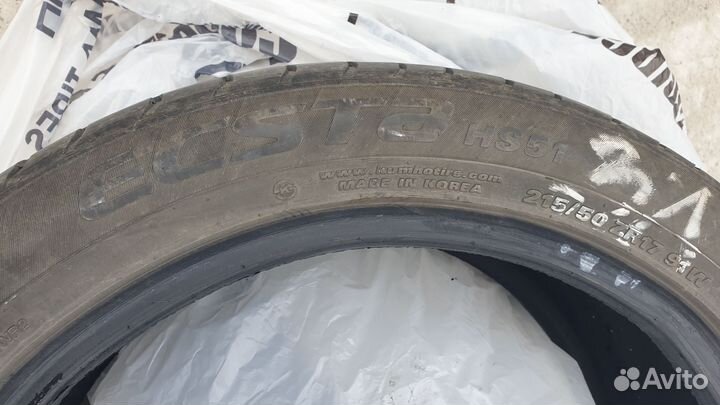 Kumho Ecsta HS51 215/50 R17