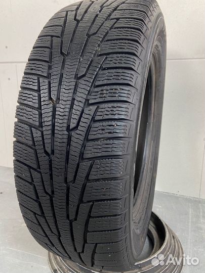 Nokian Tyres Hakkapeliitta R 215/65 R16 102R