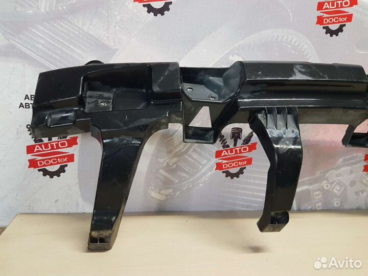 Усилитель заднего бампера Renault Duster 1 2014